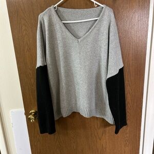 Women's V-Neck Two-Tone Sweater - Gray with Black Sleeves